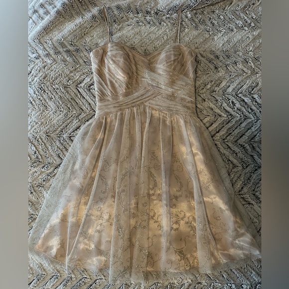 Fancy gold evening/prom dress! - Picture 1 of 3